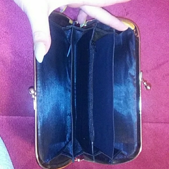 Wallet - Picture 2 of 2